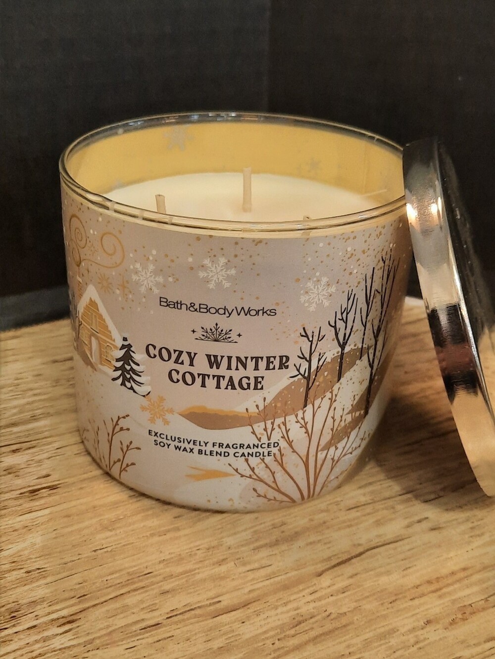 "COZY WINTER COTTAGE" Bath And Body Works 3 WICK